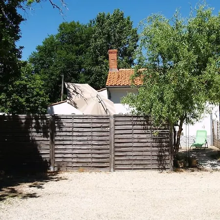 Petite Maison Confortable Proche Plage